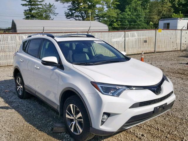 JTMRFREVXJD243968 - 2018 TOYOTA RAV4 ADVEN WHITE photo 1