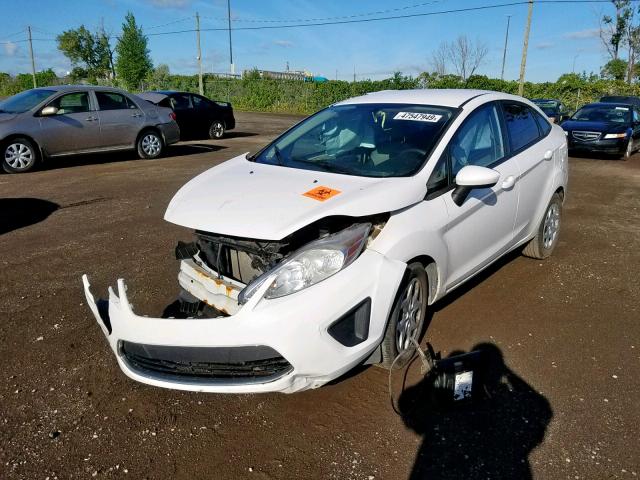 3FADP4AJ0BM130684 - 2011 FORD FIESTA S WHITE photo 2