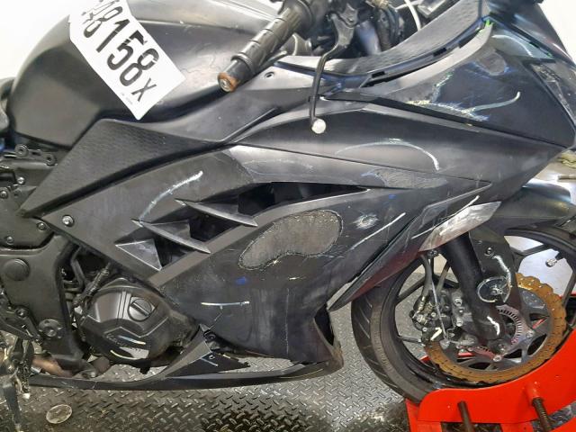 JKAEX8B19GDA25596 - 2016 KAWASAKI EX300 B BLACK photo 18