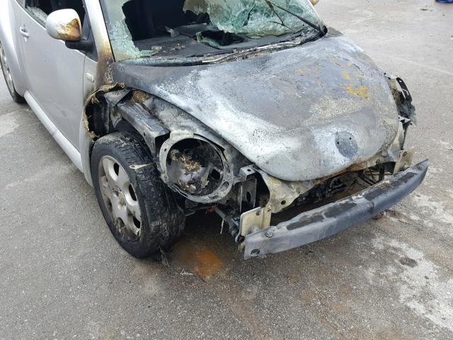 3VWCA21C0XM471147 - 1999 VOLKSWAGEN NEW BEETLE Silber Foto 9