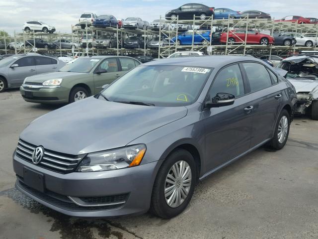 1VWAS7A30FC033097 - 2015 VOLKSWAGEN PASSAT S GRAY photo 2