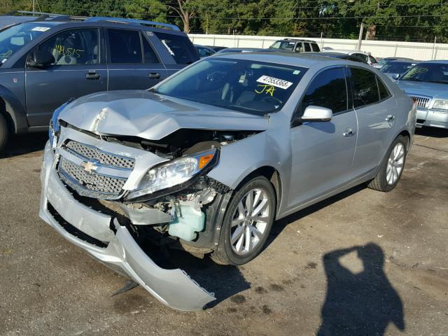 1G11H5SA2DF325602 - 2013 CHEVROLET MALIBU LTZ 银色 照片 2