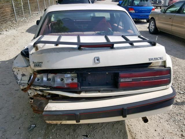 2G4WB14L7N1506916 - 1992 BUICK REGAL CUST WHITE photo 9