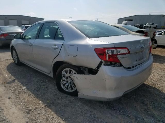 4T4BF1FK4CR202683 - 2012 TOYOTA CAMRY BASE SILVER photo 3
