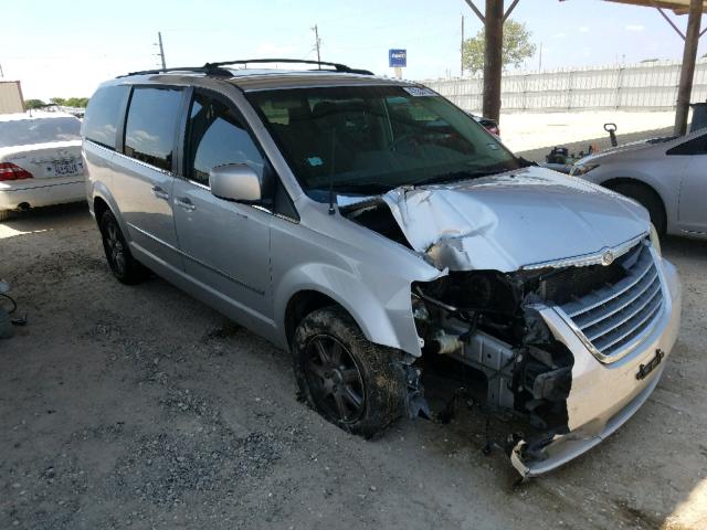 2A8HR54159R673337 - 2009 CHRYSLER TOWN & COU SILVER photo 1