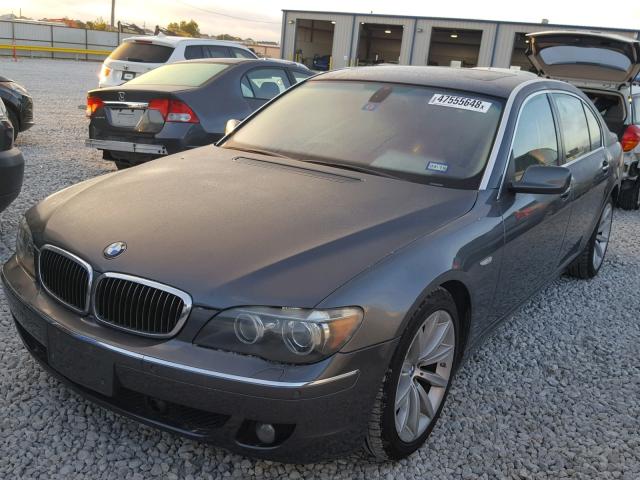 WBAHN83587DT70736 - 2007 BMW 750 GRAY photo 2