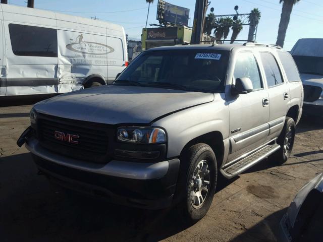 1GKEK13T36R101439 - 2006 GMC YUKON GRAY photo 2