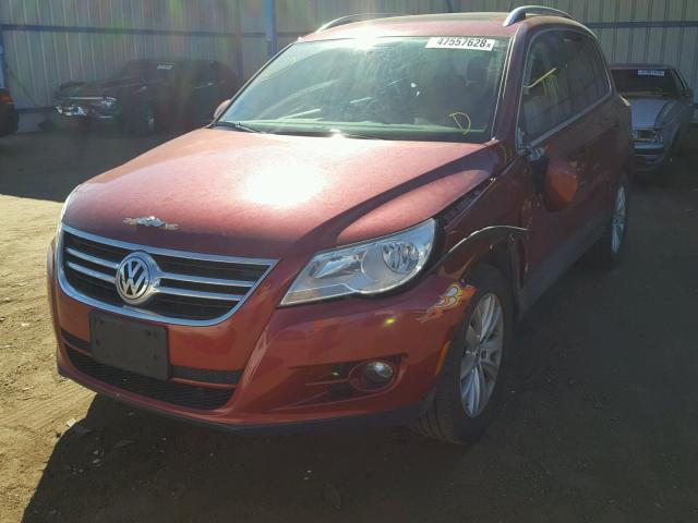 WVGBV7AX3AW000969 - 2010 VOLKSWAGEN TIGUAN SE RED photo 2