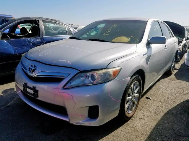 4T1BB3EK8AU115451 - 2010 TOYOTA CAMRY HYBR SILVER photo 2