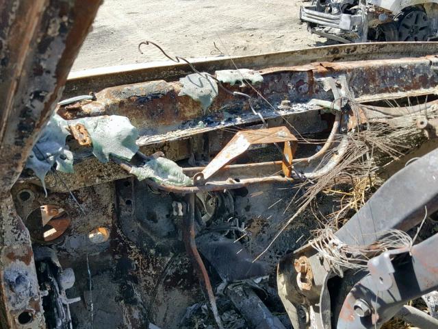 1GKEK13T65J264924 - 2005 GMC YUKON BURN photo 8