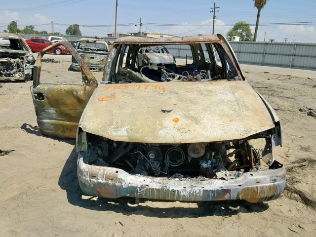 1GKEK13T65J264924 - 2005 GMC YUKON BURN photo 9