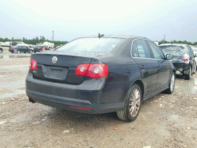 3VWXJ71K96M789174 - 2006 VOLKSWAGEN JETTA GLI BLACK photo 4