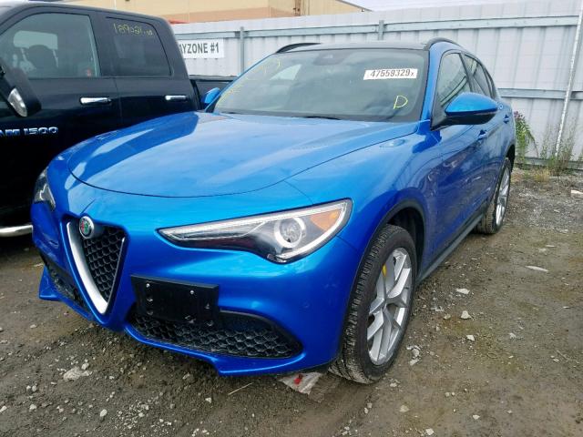 ZASFAKNN1J7C26040 - 2018 ALFA ROMEO STELVIO TI BLUE photo 2