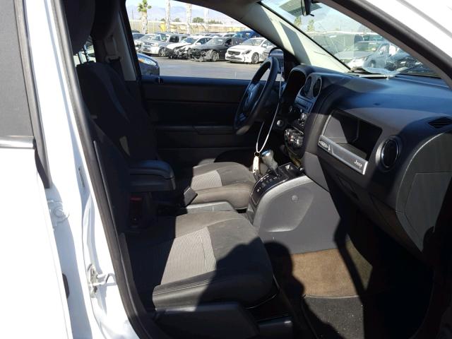 1C4NJCBA0FD284547 - 2015 JEEP COMPASS SP თეთრი ფოტო 5