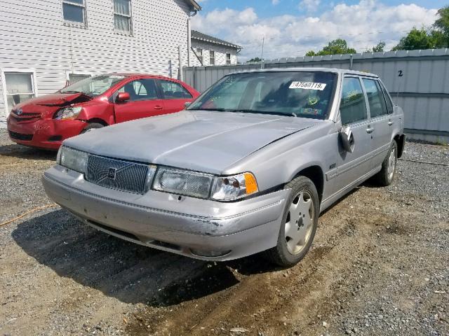 YV1KS9603V1120286 - 1997 VOLVO 960 SILVER photo 2