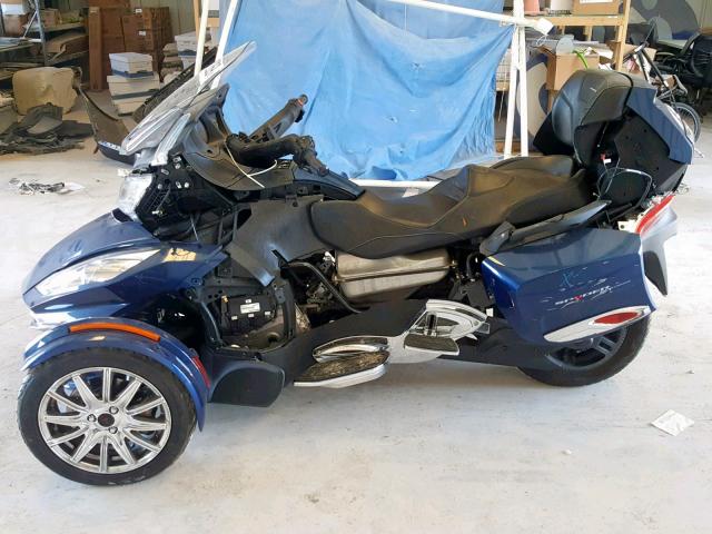 2BXNBDD28GV003948 - 2016 CAN-AM SPYDER ROA BLUE photo 9