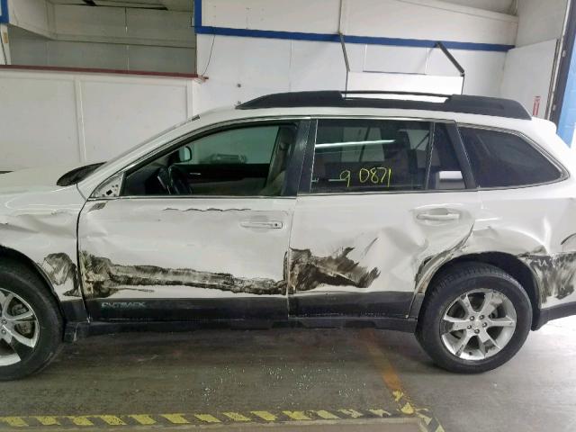 4S4BRBKC5D3321517 - 2013 SUBARU OUTBACK 2. WHITE photo 9