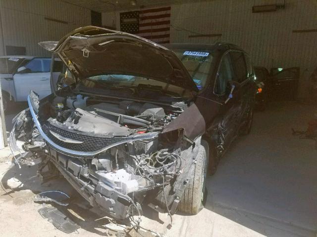 2C4RC1EGXHR584936 - 2017 CHRYSLER PACIFICA T BROWN photo 9