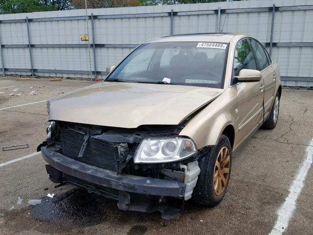 WVWPD63B02P012498 - 2002 VOLKSWAGEN PASSAT GLS BEIGE photo 2