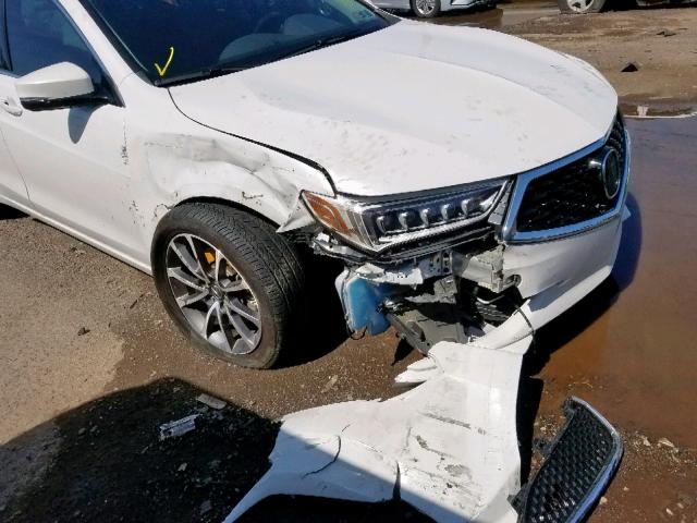 19UUB2F30KA003861 - 2019 ACURA TLX WHITE photo 9