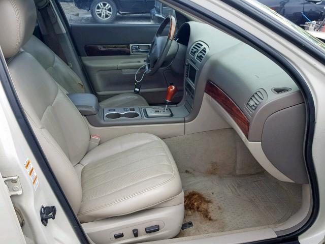 1LNHM87A04Y642144 - 2004 LINCOLN LS თეთრი ფოტო 5
