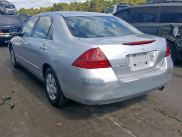 1HGCM56476A004639 - 2006 HONDA ACCORD LX SILVER photo 3