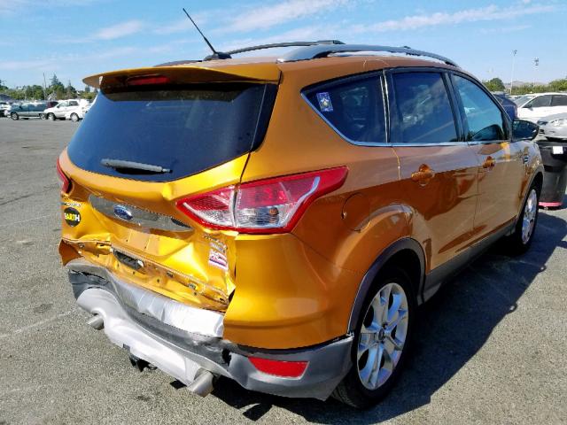 1FMCU9J92GUA10806 - 2016 FORD ESCAPE TIT ORANGE photo 4