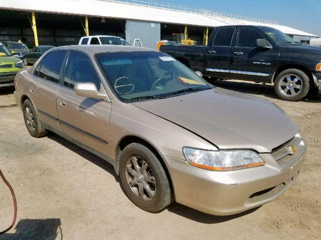 1HGCG1645YA084848 - 2000 HONDA ACCORD LX GOLD photo 1