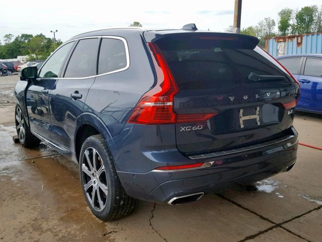 YV4A22RL2J1023702 - 2018 VOLVO XC60 T6 BLUE photo 3