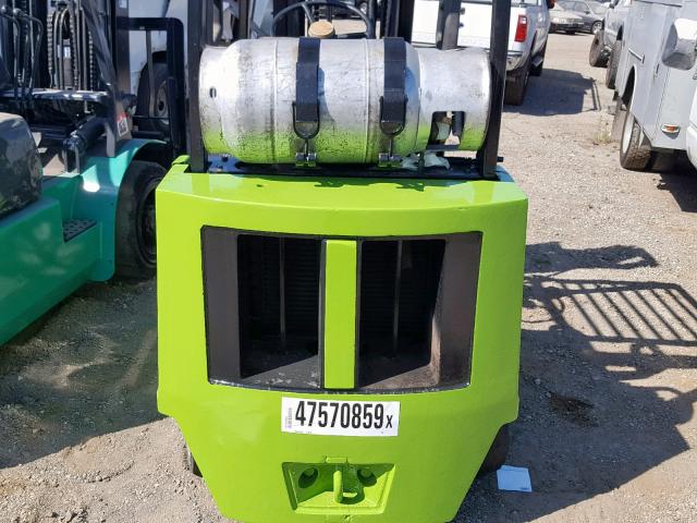 G138MC00776824FA - 2005 CLAR FORKLIFT GREEN photo 6