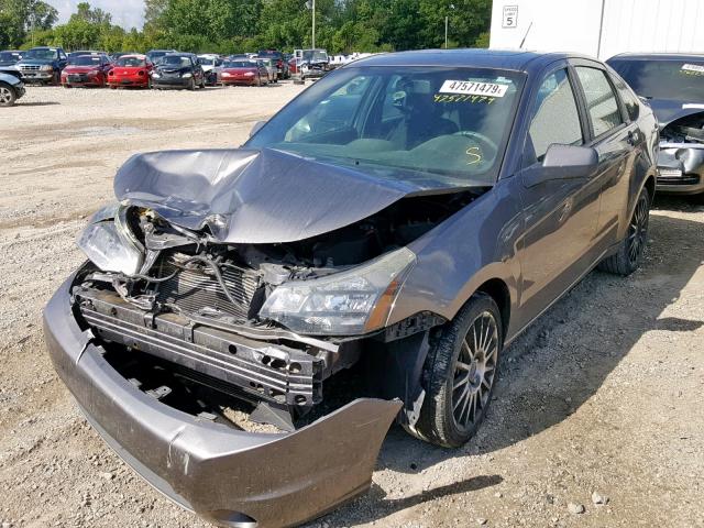 1FAHP3GNXAW135847 - 2010 FORD FOCUS SES GRAY photo 2