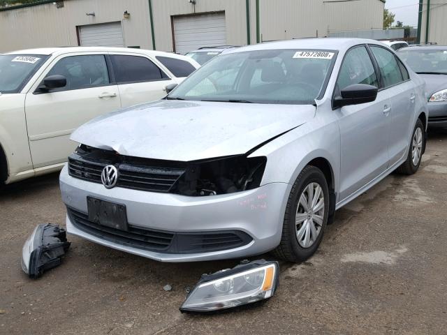 3VW1K7AJ2CM357922 - 2012 VOLKSWAGEN JETTA BASE SILVER photo 2