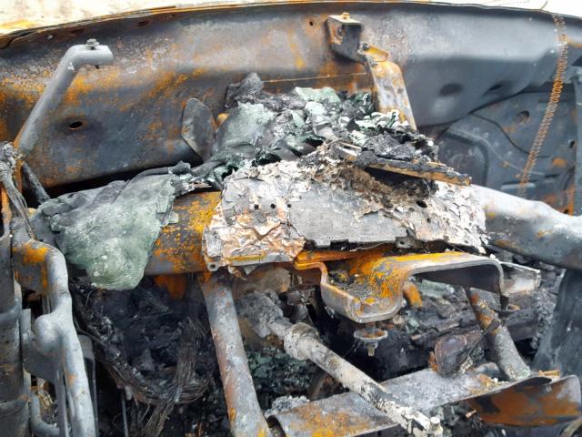 2C8GM68424R500684 - 2004 CHRYSLER PACIFICA BURN photo 8