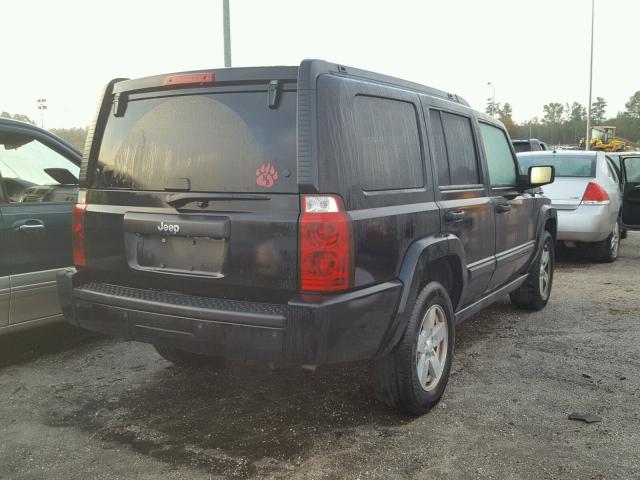 1J8HH48KX8C174234 - 2008 JEEP COMMANDER BLACK photo 4