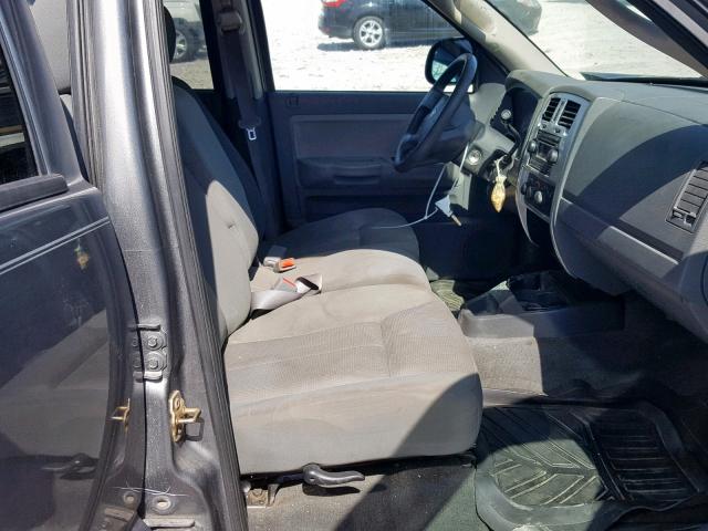 1D7HE48N95S115614 - 2005 DODGE DAKOTA QUA GRAY photo 5