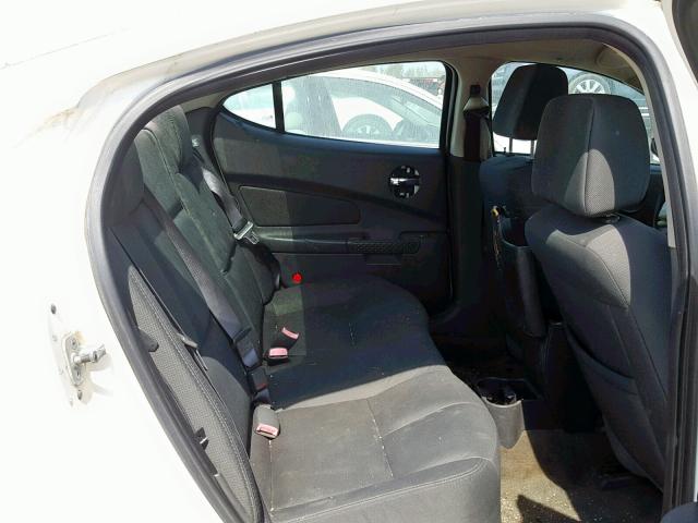 2G2WP522651152480 - 2005 PONTIAC GRAND PRIX WHITE photo 6