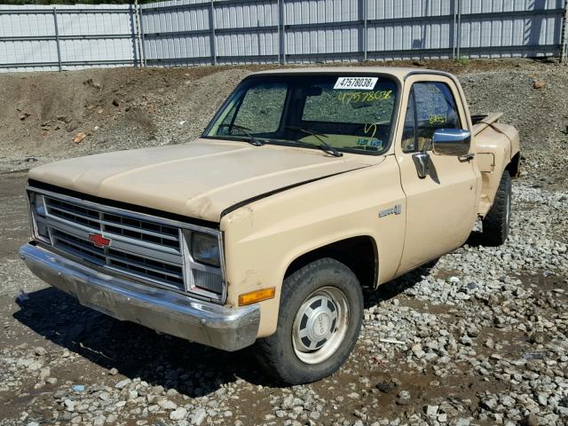 1GTFR24H4HF730109 - 1987 GMC R25 CONVEN BEIGE photo 2