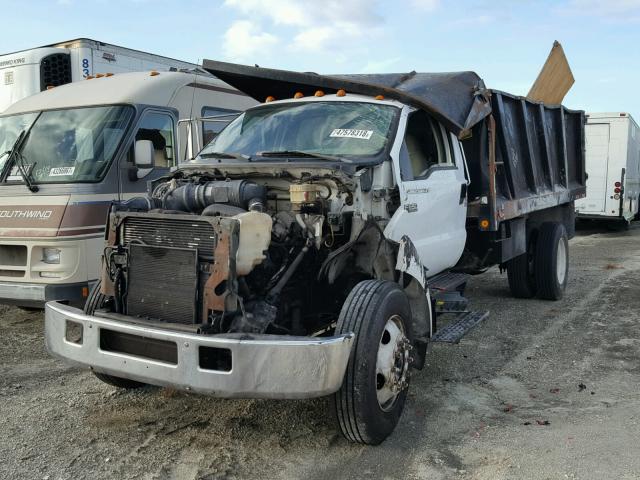 3FRNF65Y85V200258 - 2005 FORD F650 SUPER WHITE photo 2