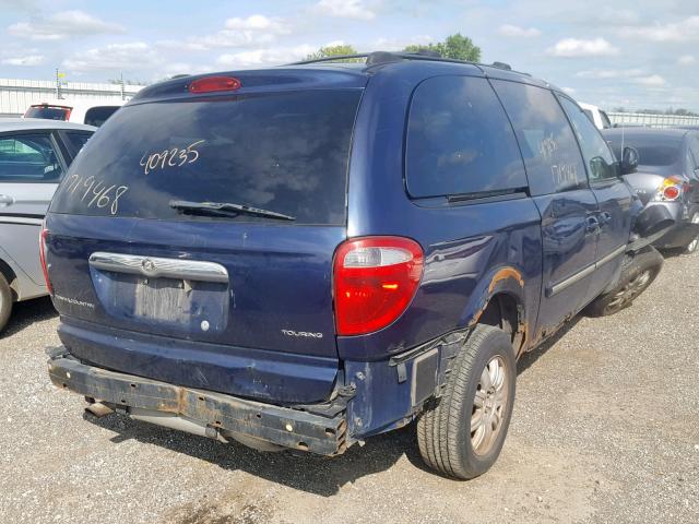 2C4GP54LX5R175459 - 2005 CHRYSLER TOWN & COU BLUE photo 4