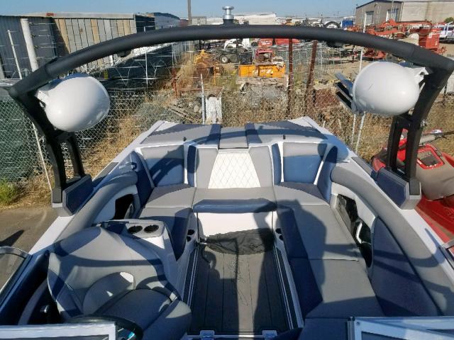 T1X0126SE818 - 2018 TIGE BOAT TWO TONE photo 6