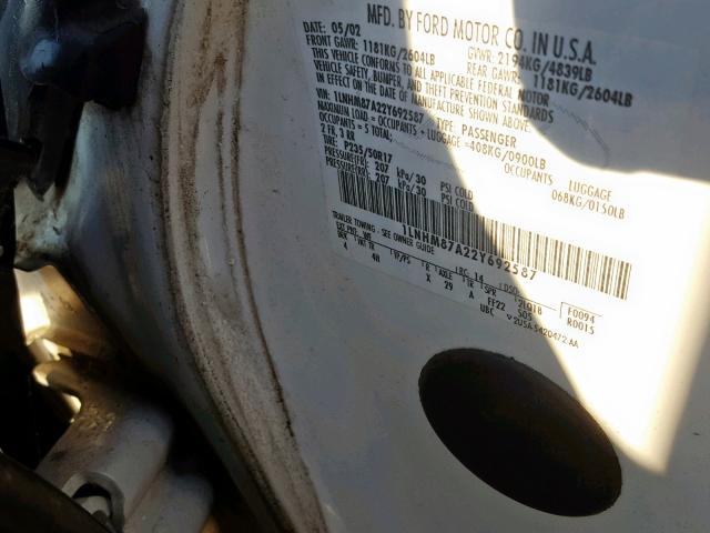 1LNHM87A22Y692587 - 2002 LINCOLN LS 白色 照片 10