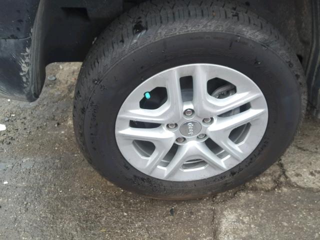 3C4NJDAB2JT200165 - 2018 JEEP COMPASS SP ნაცრისფერი ფოტო 9