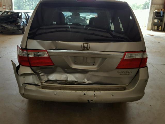 5FNRL38835B119177 - 2005 HONDA ODYSSEY TO SILVER photo 9