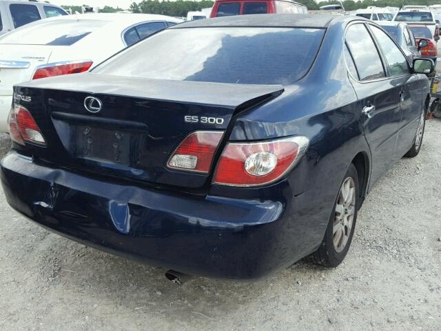 JTHBF30G825037212 - 2002 LEXUS ES 300 BLUE photo 4