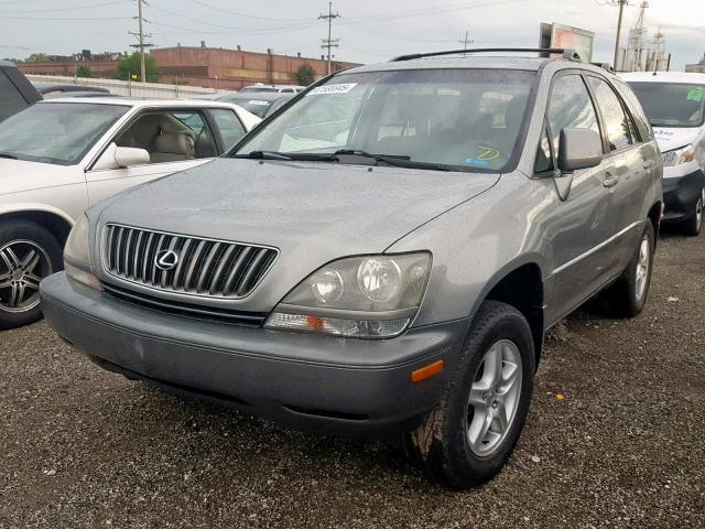 JT6HF10U5Y0142969 - 2000 LEXUS RX 300 SILVER photo 2