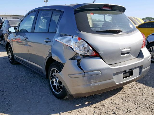 3N1BC13E79L469537 - 2009 NISSAN VERSA S GRAY photo 3