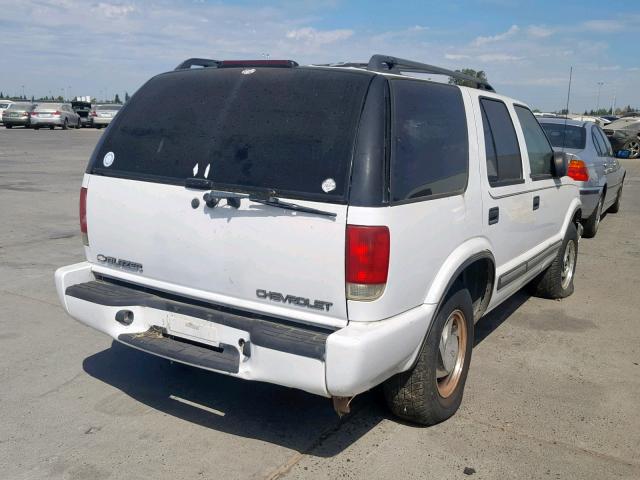 1GNDT13W41K204683 - 2001 CHEVROLET BLAZER WHITE photo 4