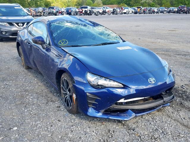 JF1ZNAA15H9703869 - 2017 TOYOTA 86 BASE BLUE photo 1