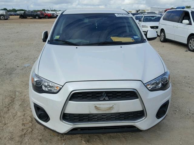 4A4AP3AU6EE023708 - 2014 MITSUBISHI OUTLANDER WHITE photo 9