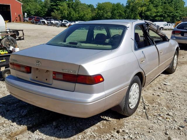 4T1BG22K5WU199834 - 1998 TOYOTA CAMRY CE SILVER photo 4